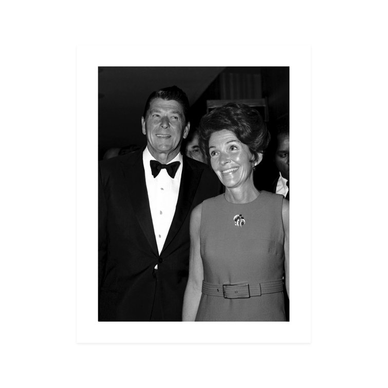 Globe Photos Entertainment " Ronald Reagan And Nancy Reagan At The Los